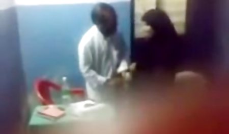 Cewek seksi rambut coklat dan mani muncrat rambut dua jilbab hijau mesum kali