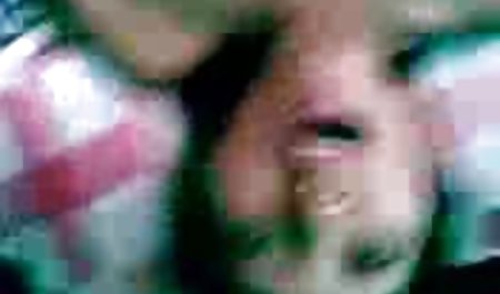 Dibasahi dengan bokep sepong jilbab sabun, dan melihat melalui seksi Julia Dewasa