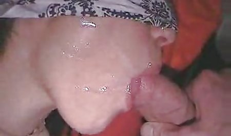 Domina tante jilbab onani menggosok her pussy ketat