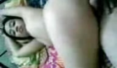 OMA sendiri lahir bokep ibu jilbab di