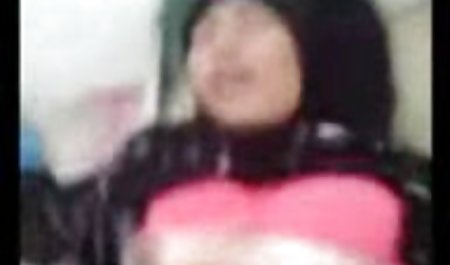 Jerman hijabmasturbasi kecantikan wanita gemuk dijemput untuk seks Bertiga