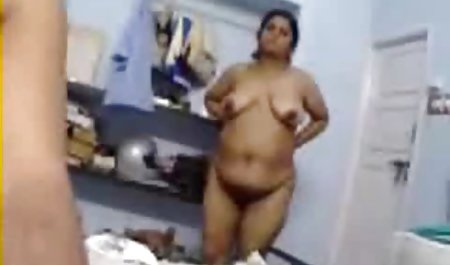 gairah panas Dewasa bermain video jilbab isap kontol dengan mainan