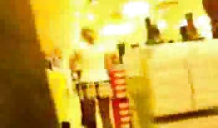 Pirang seksi menyebalkan di bi-Bi-si di bokep live jilbab gym dan menelan